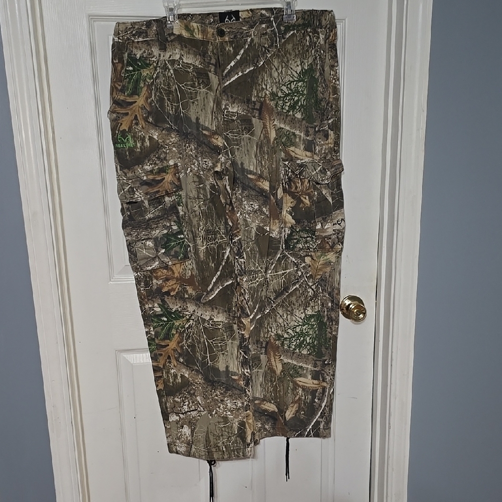 Realtree Camouflage Cargo Pants